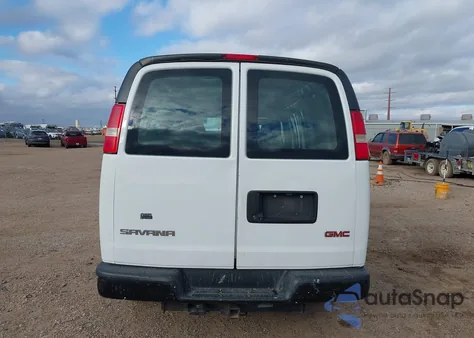 2018 GMC Savana 2500 Work Van z USA, uszkodzony, nr VIN 1GTW7AFPXJ1314945